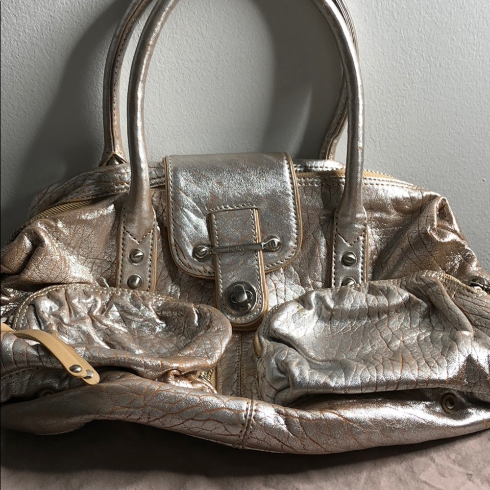 Botkier Satchel, rose gold color?